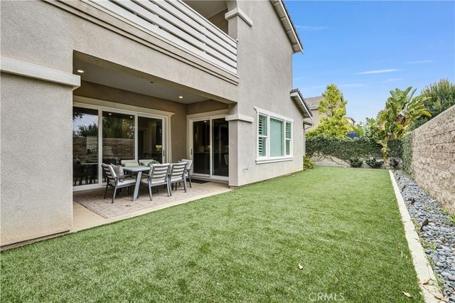 74 Iluna, Irvine, CA 92618