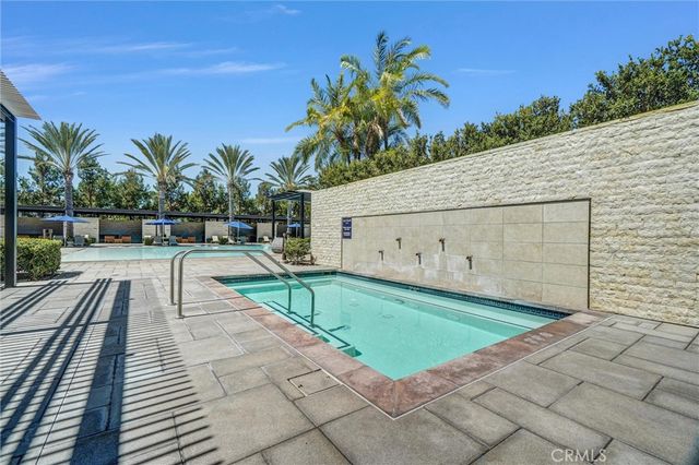 74 Iluna, Irvine, CA 92618