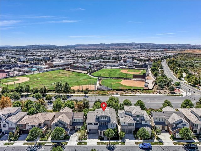 74 Iluna, Irvine, CA 92618