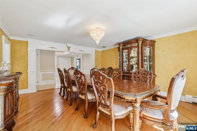 416 Devonshire Drive, Franklin Lakes, NJ 07417