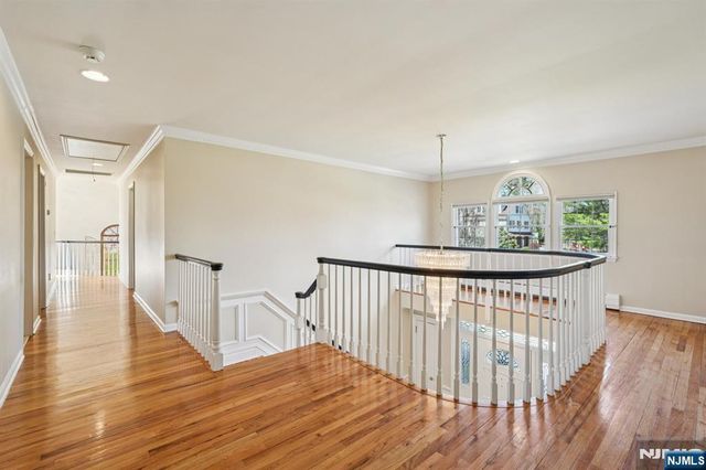 416 Devonshire Drive, Franklin Lakes, NJ 07417