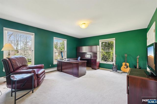 416 Devonshire Drive, Franklin Lakes, NJ 07417