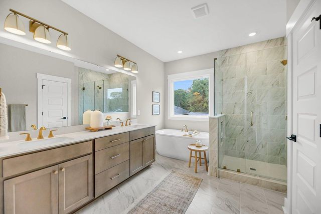 216 Creek Pointe Drive, Moncks Corner, SC 29461
