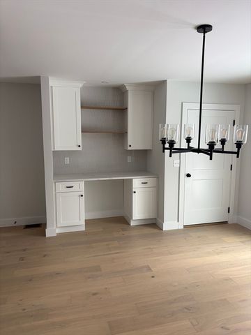 19 Barberry Road, Mansfield, MA 02048