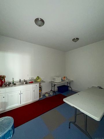 405 Williams Street, New London, CT 06320