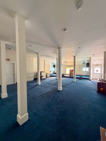 405 Williams Street, New London, CT 06320