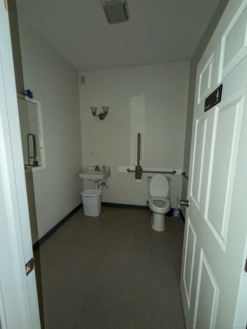 405 Williams Street, New London, CT 06320