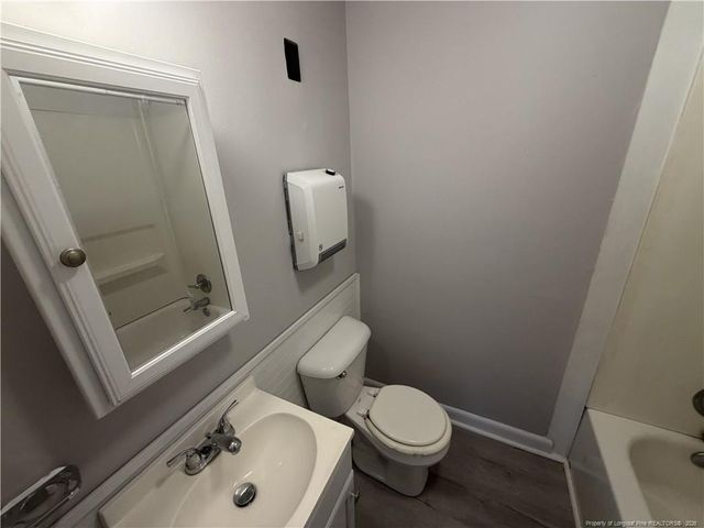 2101 Decor Street, Fayetteville, NC 28304