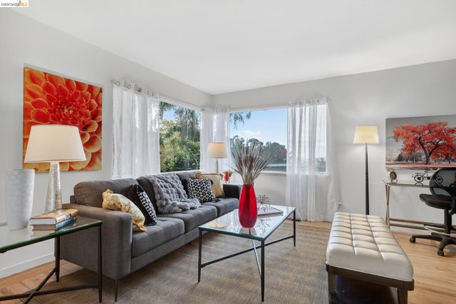 1825 Highland Pl 1827, Berkeley, CA 94709