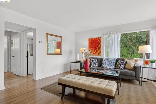 1825 Highland Pl 1827, Berkeley, CA 94709
