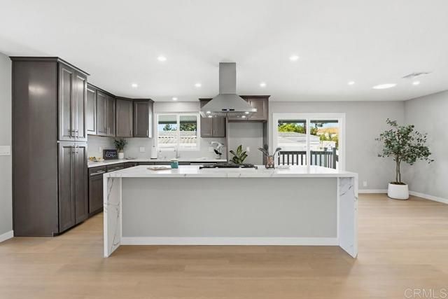 7320 San Bartolo St 217, Carlsbad, CA 92011