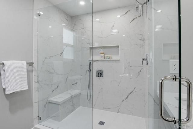 7320 San Bartolo St 217, Carlsbad, CA 92011