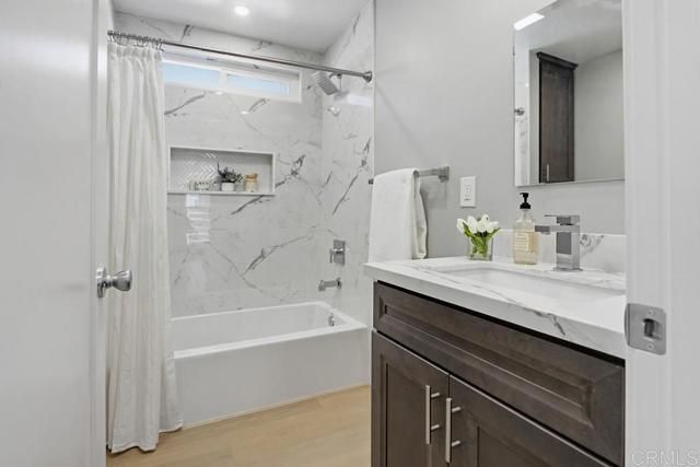 7320 San Bartolo St 217, Carlsbad, CA 92011