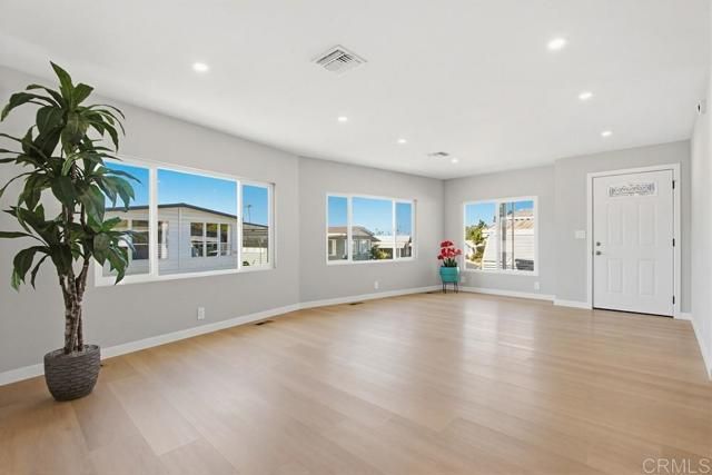 7320 San Bartolo St 217, Carlsbad, CA 92011