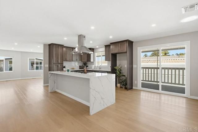 7320 San Bartolo St 217, Carlsbad, CA 92011