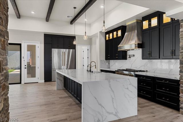275 Doobie, Las Vegas, NV 89183