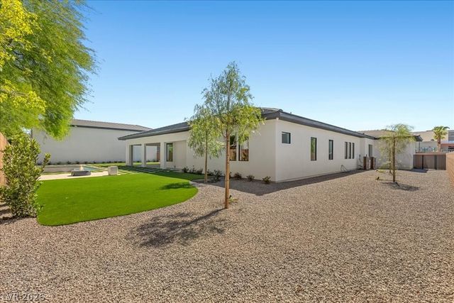 275 Doobie, Las Vegas, NV 89183
