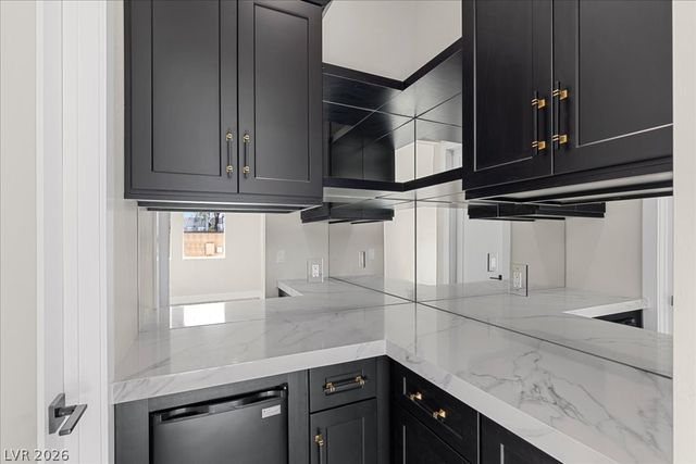 275 Doobie, Las Vegas, NV 89183