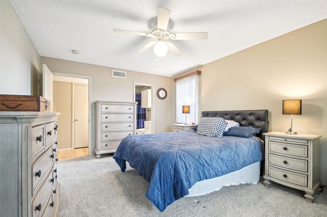 1214 Hi Stirrup 100, Horseshoe Bay, TX 78657