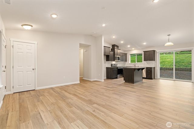 10510 Woods Lake Road, Monroe, WA 98272