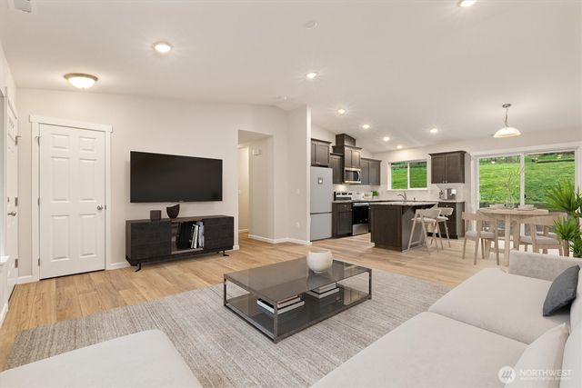 10510 Woods Lake Road, Monroe, WA 98272