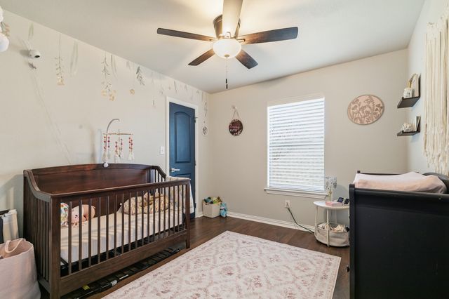 1103 Vintage Avenue, Gainesville, TX 76240