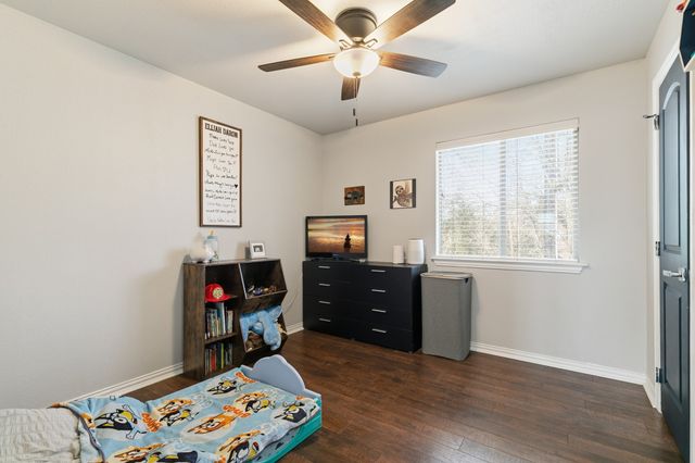 1103 Vintage Avenue, Gainesville, TX 76240