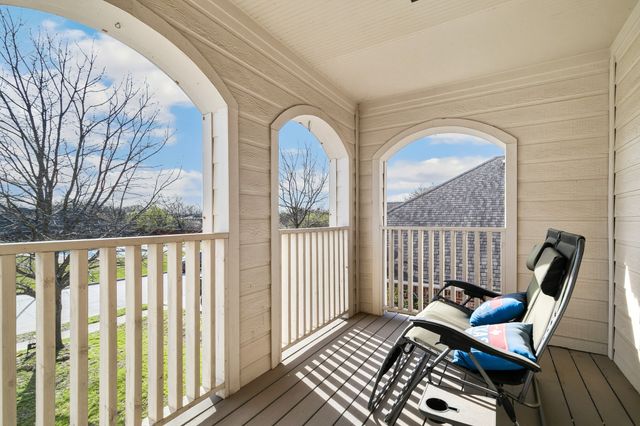 1103 Vintage Avenue, Gainesville, TX 76240