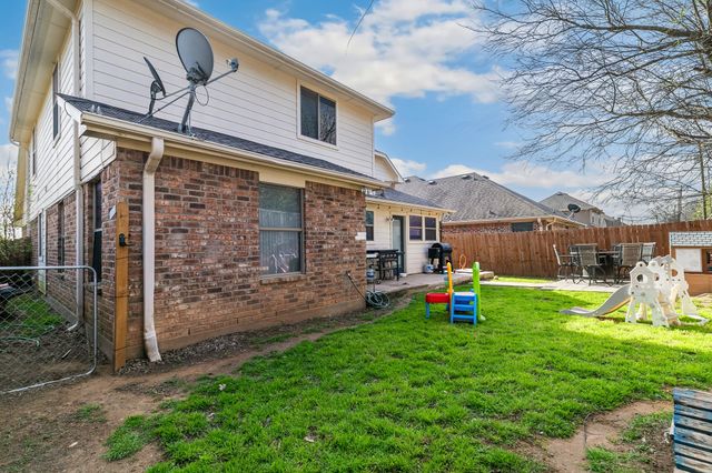 1103 Vintage Avenue, Gainesville, TX 76240