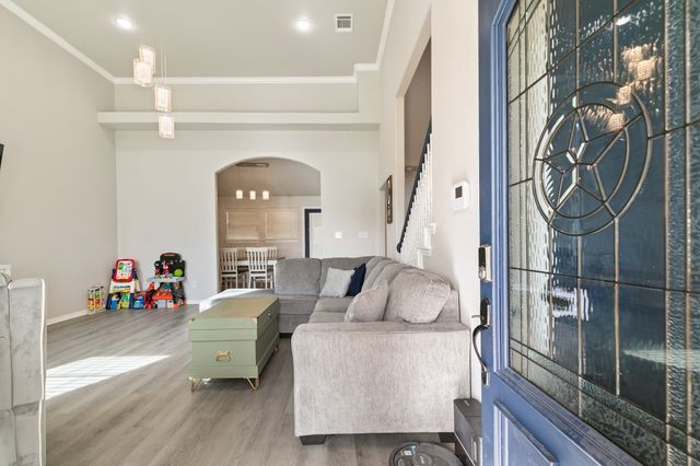 1103 Vintage Avenue, Gainesville, TX 76240