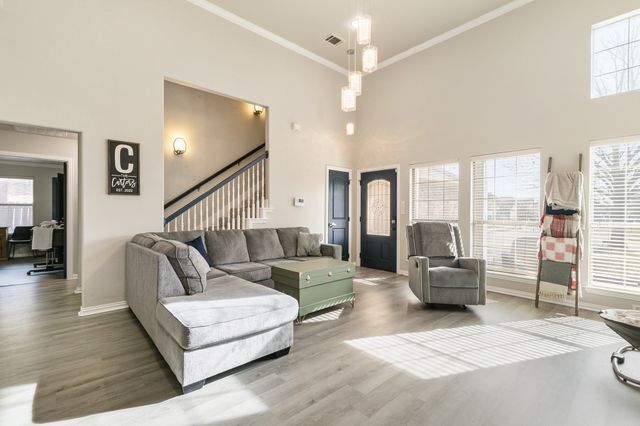 1103 Vintage Avenue, Gainesville, TX 76240