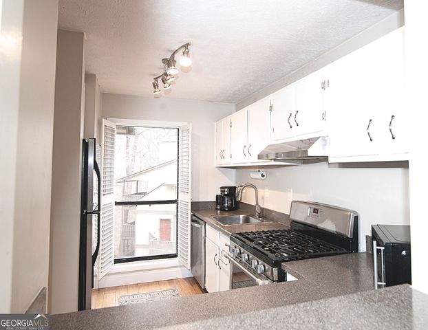 1509 WOODCLIFF Drive, Sandy Springs, GA 30350