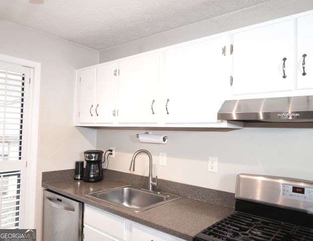 1509 WOODCLIFF Drive, Sandy Springs, GA 30350