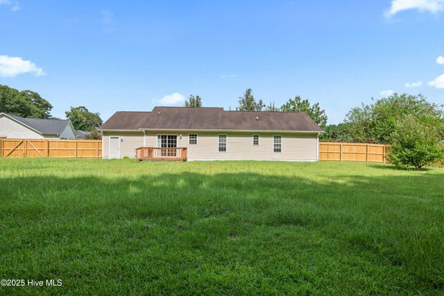 118 Goldie Lane, Beulaville, NC 28518