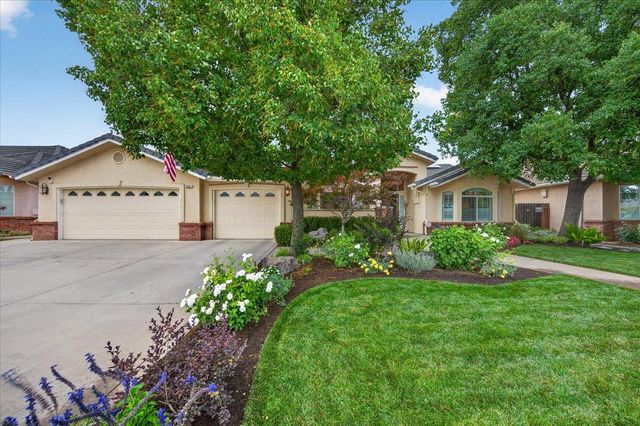 2831 Indianapolis Avenue, Clovis, CA 93611