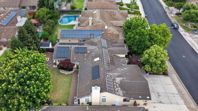 2831 Indianapolis Avenue, Clovis, CA 93611