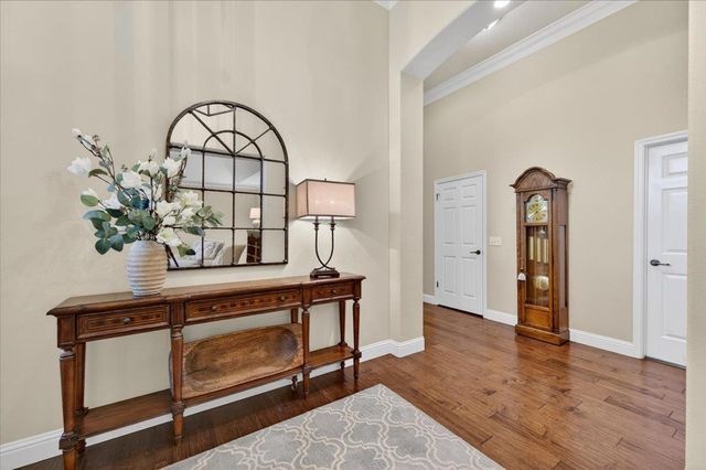 2831 Indianapolis Avenue, Clovis, CA 93611