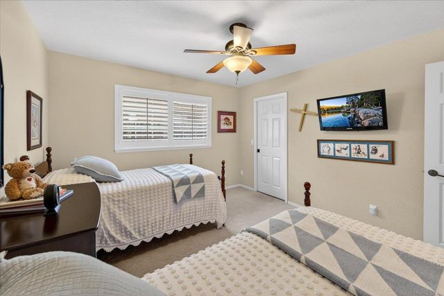 2831 Indianapolis Avenue, Clovis, CA 93611