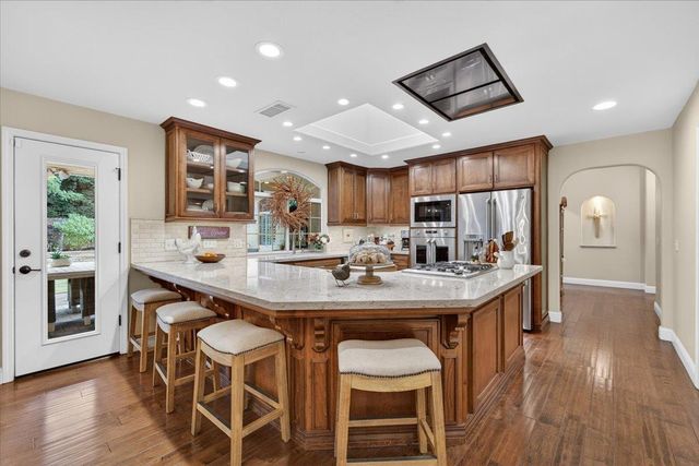 2831 Indianapolis Avenue, Clovis, CA 93611