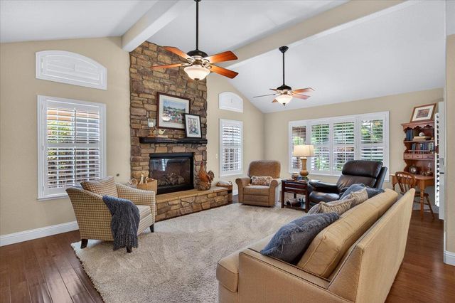 2831 Indianapolis Avenue, Clovis, CA 93611