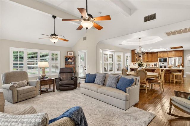 2831 Indianapolis Avenue, Clovis, CA 93611