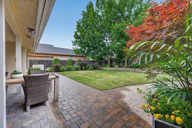 2831 Indianapolis Avenue, Clovis, CA 93611