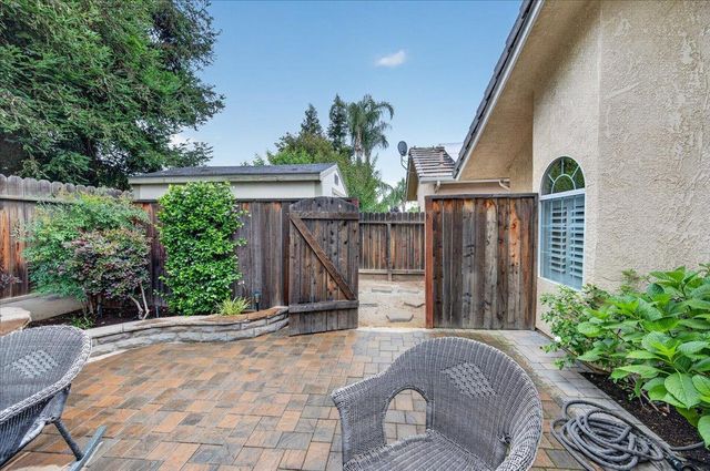 2831 Indianapolis Avenue, Clovis, CA 93611