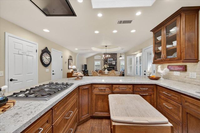 2831 Indianapolis Avenue, Clovis, CA 93611