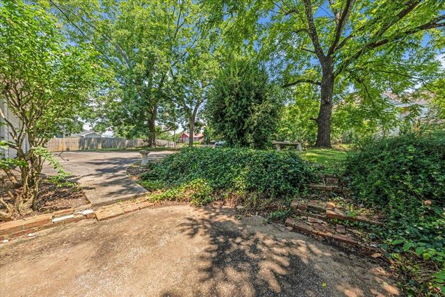 403 Hoffman Avenue, Bridgeport, AL 35740