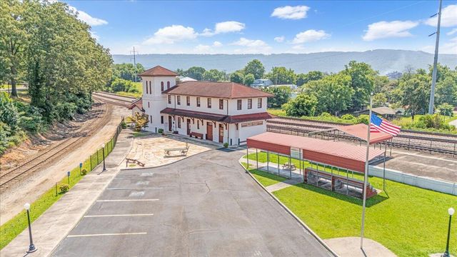 403 Hoffman Avenue, Bridgeport, AL 35740