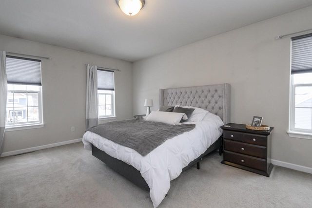 3513 Olde Howell ROAD, Waukesha, WI 53188