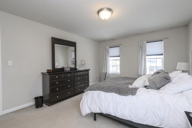 3513 Olde Howell ROAD, Waukesha, WI 53188