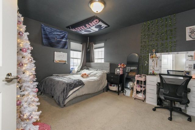 3513 Olde Howell ROAD, Waukesha, WI 53188