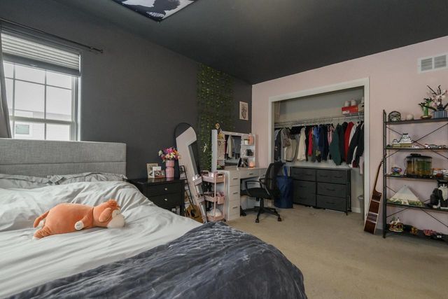 3513 Olde Howell ROAD, Waukesha, WI 53188